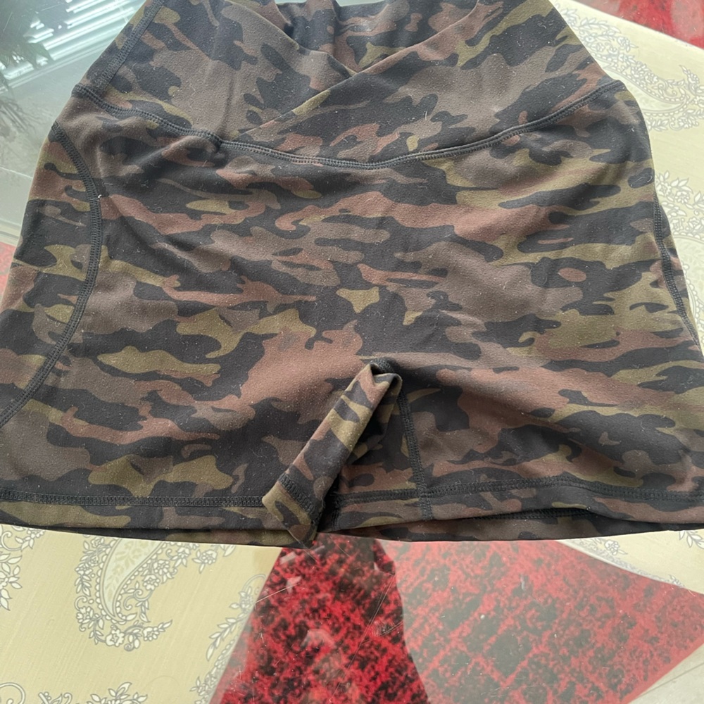 Alphalete Camouflage Athletic Shorts - Black, Brown & Olive